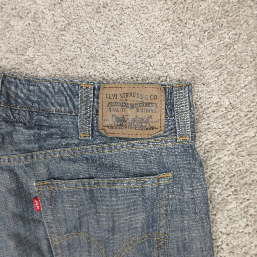 Vintage Levis Jeans Mens 38x32 Blue 514 Slim‎ Straight Cotton Denim Pants Y2K